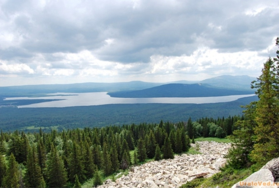 Участок на Зюраткуле